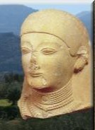 Buste de Gorgô portant un voile et des bijoux autour du cou