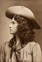 Annie Oakley vers 1903